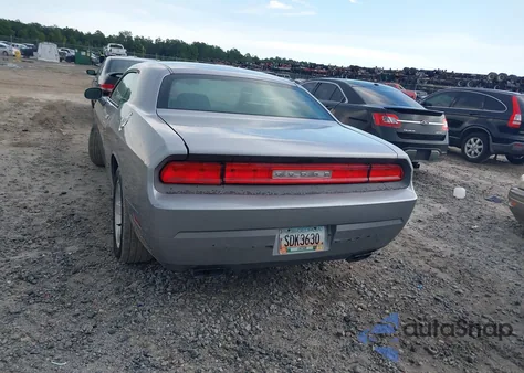 2013 Dodge Challenger Sxt from USA, damaged, VIN 2C3CDYAG5DH596367